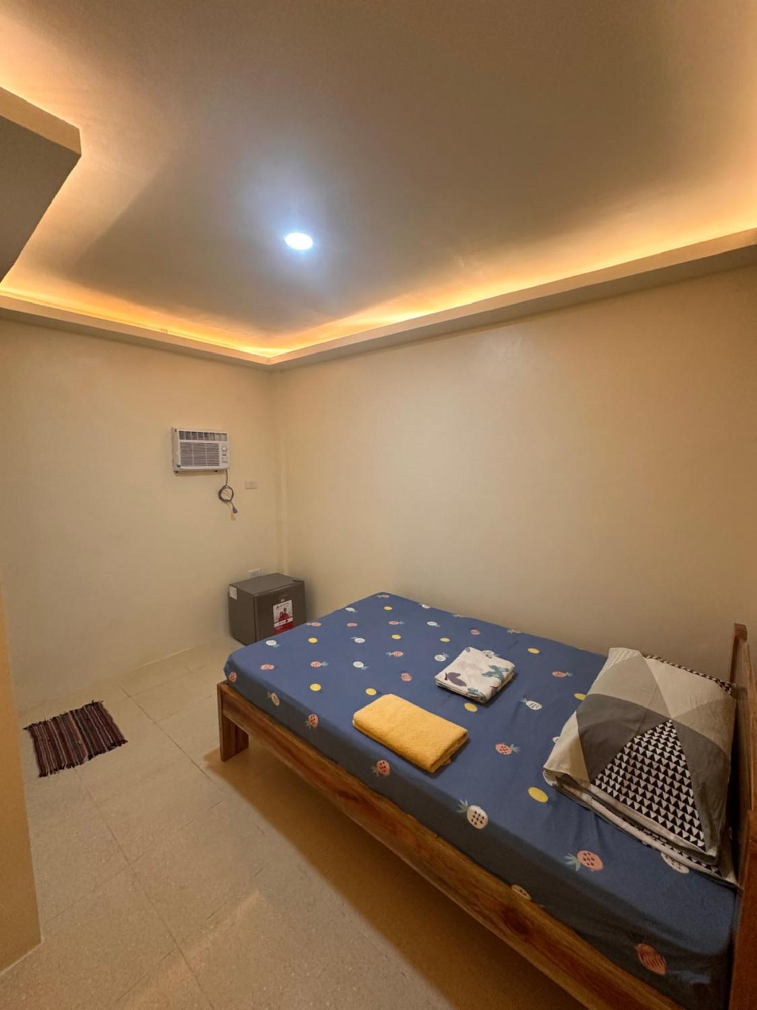 Cris & Mar Homestay Burgos  Exterior foto